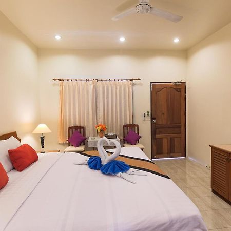 Smile House Karon Hotel Ngoại thất bức ảnh