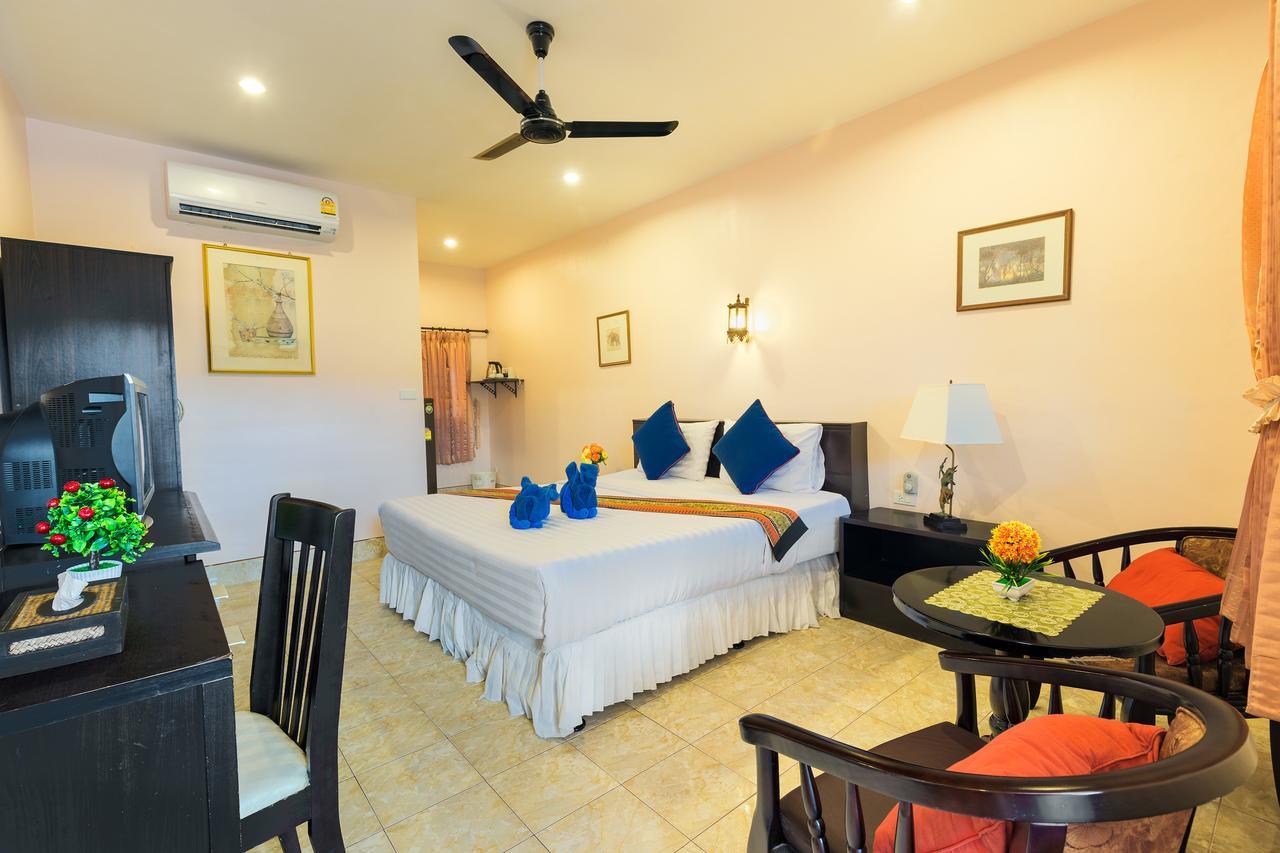 Smile House Karon Hotel Ngoại thất bức ảnh