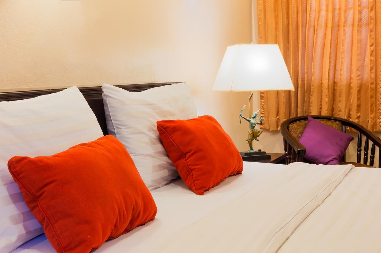 Smile House Karon Hotel Ngoại thất bức ảnh