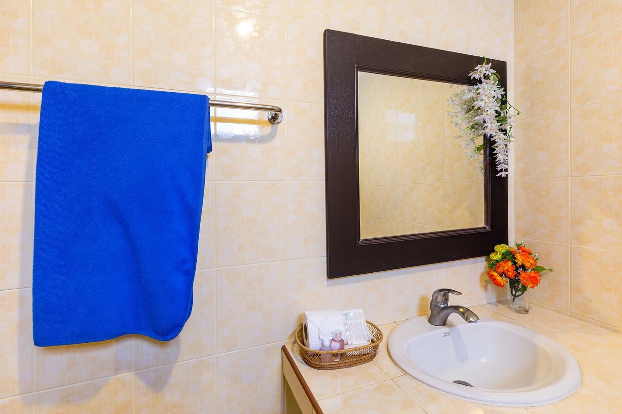 Smile House Karon Hotel Ngoại thất bức ảnh