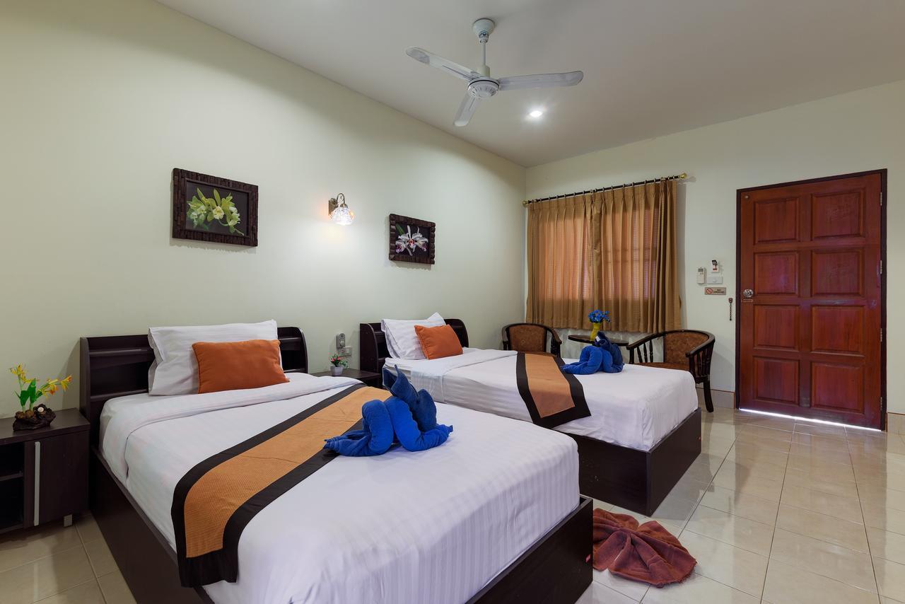 Smile House Karon Hotel Ngoại thất bức ảnh
