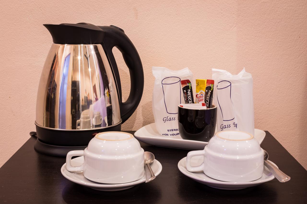 Smile House Karon Hotel Ngoại thất bức ảnh
