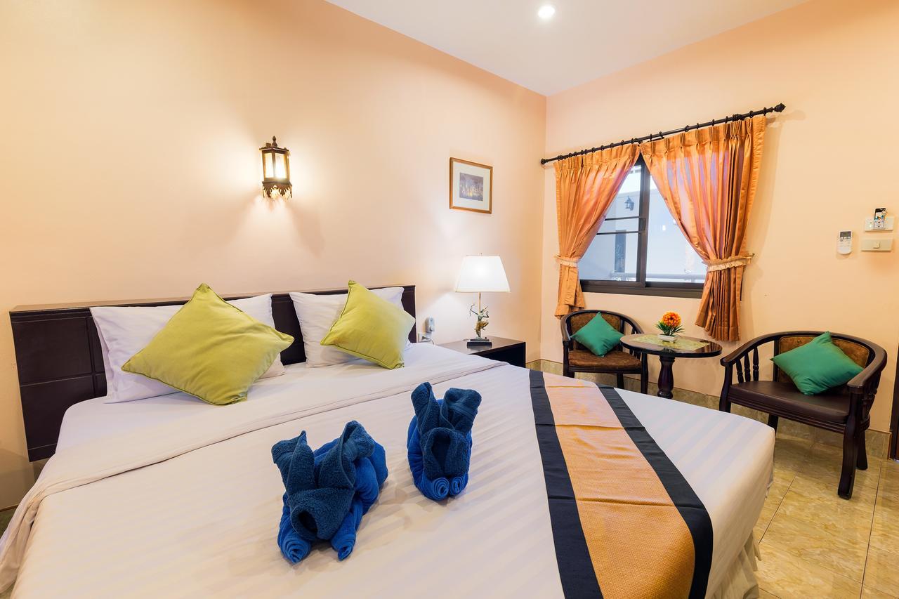 Smile House Karon Hotel Ngoại thất bức ảnh