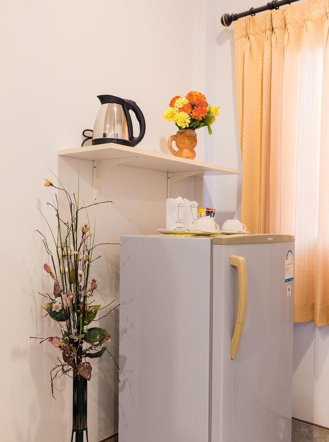 Smile House Karon Hotel Ngoại thất bức ảnh