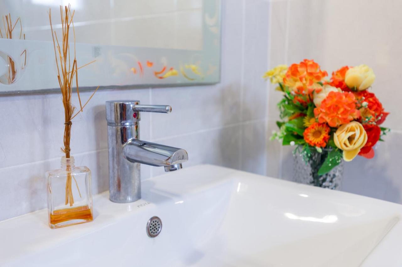 Smile House Karon Hotel Ngoại thất bức ảnh