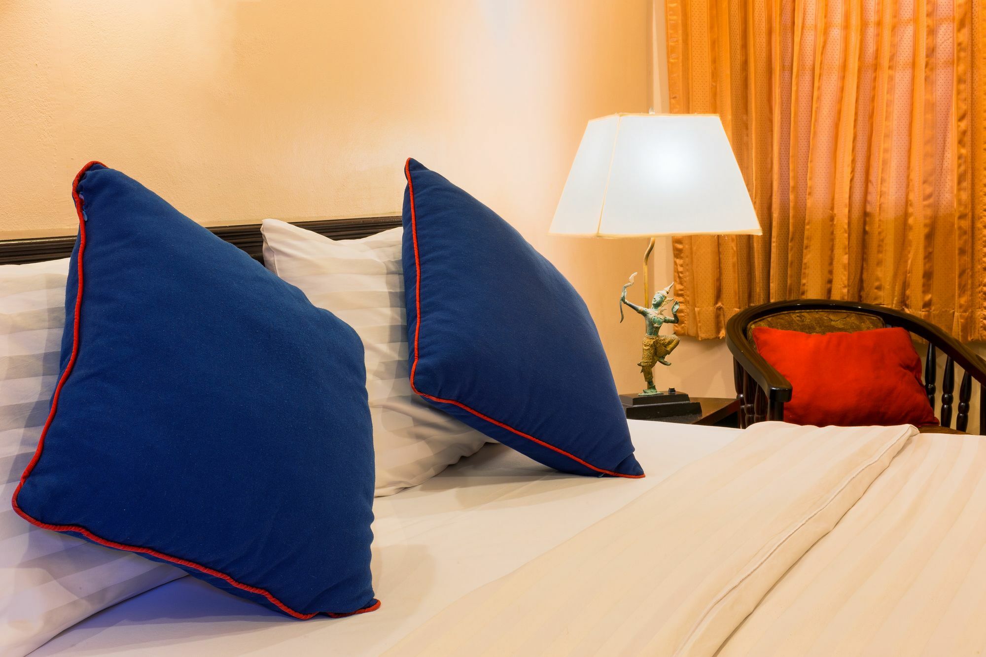 Smile House Karon Hotel Ngoại thất bức ảnh