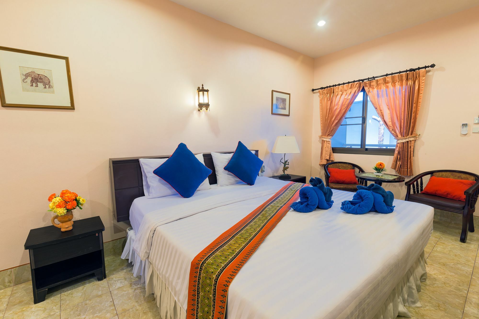 Smile House Karon Hotel Ngoại thất bức ảnh